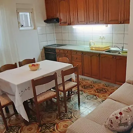 Buy * Makarska